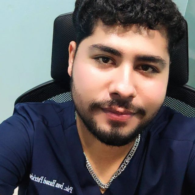 Ivan Hazael  Patricio Bello , Psicólogo Acapulco