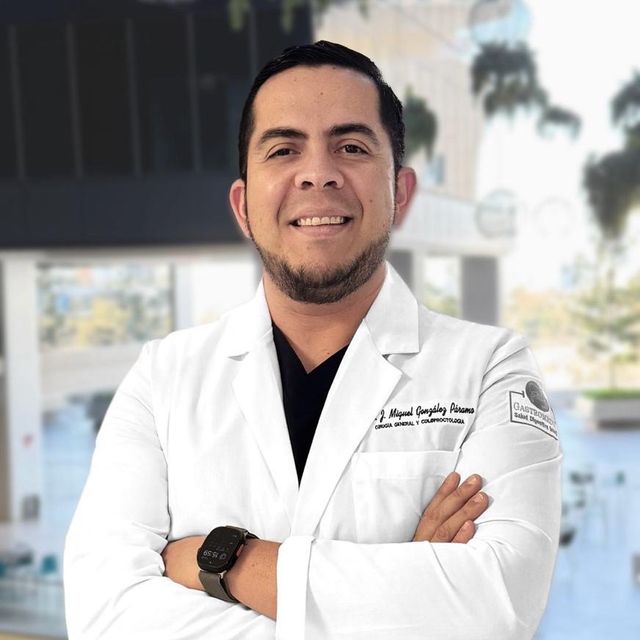 José Miguel González Páramo, Cirujano general Zapopan