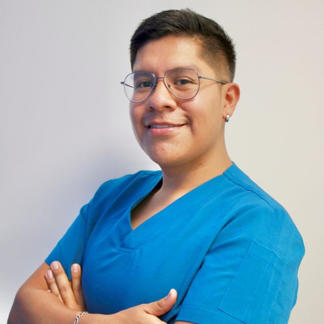 Oswaldo Peña Neria, Dentista - Odontólogo Ciudad de México