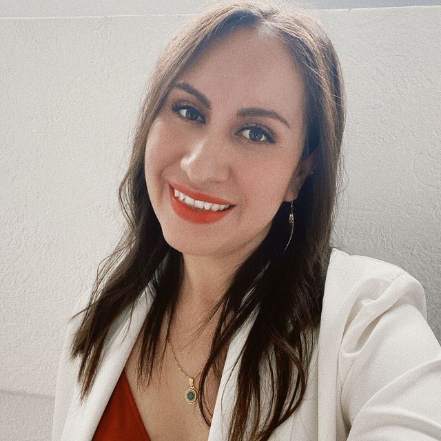 Fátima Lourdes Bernal Escamilla, Especialista en Rehabilitación y Medicina Física Puebla