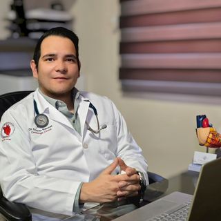 Ampliar imagen: Eduardo Ramirez, Cardiólogo Ciudad Obregon