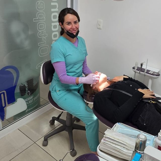 Lucero del Carmen Lomelin López, Ortodoncista Metepec