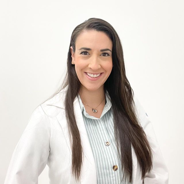 Emma Paulina Carrillo Haro, Oftalmólogo Ensenada