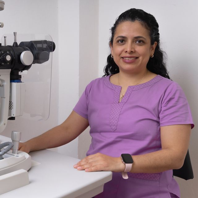 Martha Cinthia Fuentes Cataño, Oftalmólogo Ciudad de México