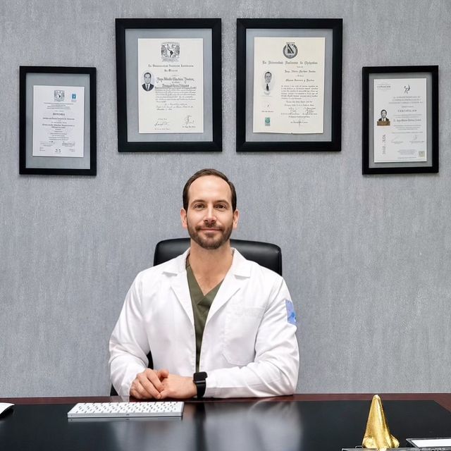 Jorge Alberto Martínez Jiménez, Otorrinolaringólogo Chihuahua