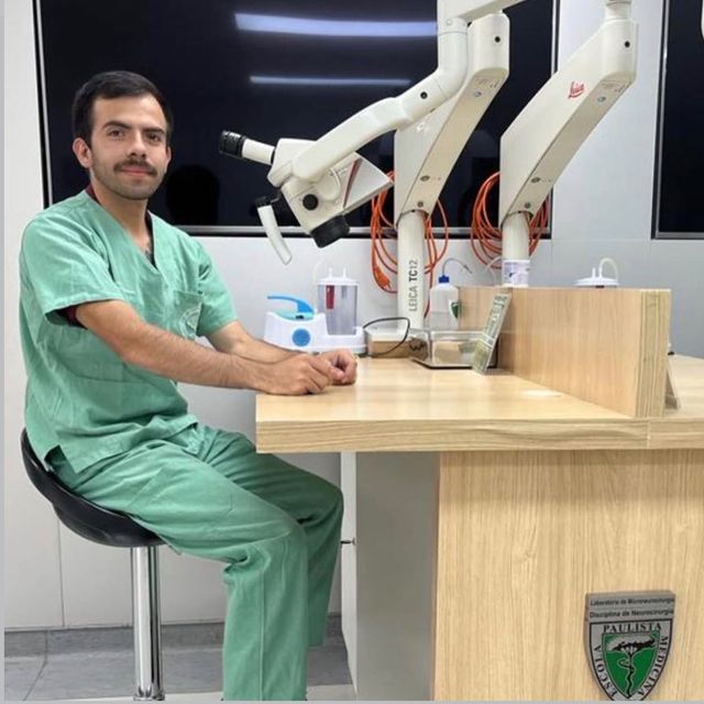 Jonathan Ortiz Rafael, Neurocirujano Gustavo A Madero