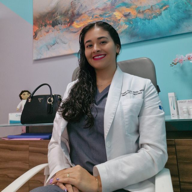 Cynthia Priscila Narciso Velasco, Ginecólogo Guadalajara