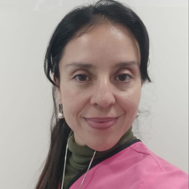 Yazmín Martínez , Dentista - Odontólogo Cuernavaca