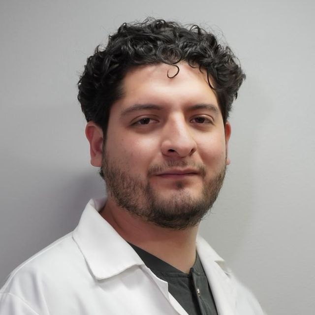 Adrian Carcaño, Médico general Puebla