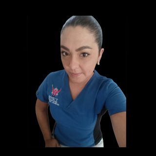 Ampliar imagen: Lixajay Briceño, Fisioterapeuta Salina Cruz