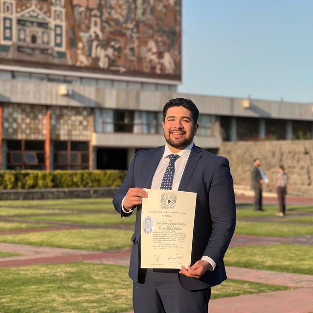 José Antonio García Gordillo, Oncólogo médico Ciudad de México