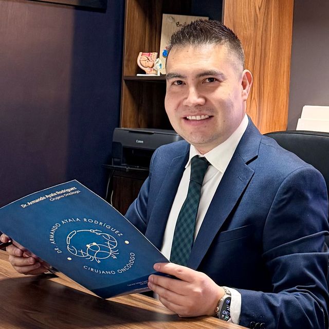 Armando Ayala Rodríguez, Cirujano oncólogo Morelia
