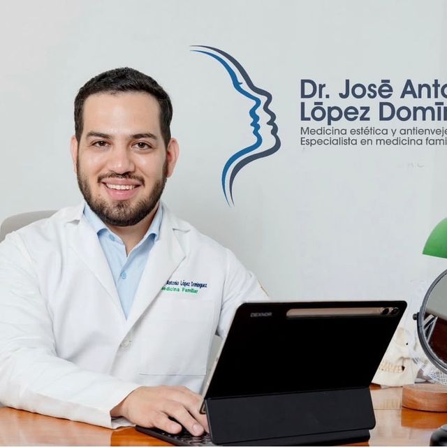 Jose Antonio López Domínguez, Médico estético Mazatlan