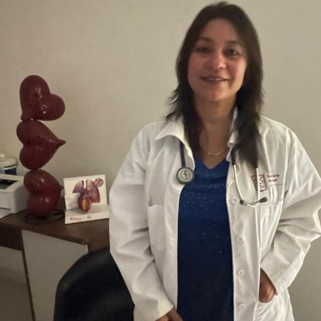 Maricruz Moreno Álvarez, Cardiólogo Morelia