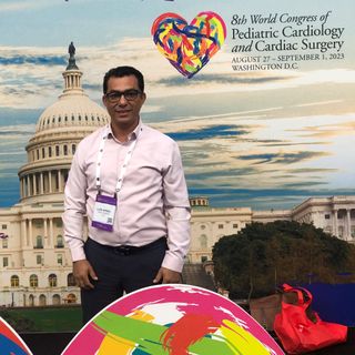 Ampliar imagen: Luis Ángel Ayala Romero, Cardiólogo pediátrico Acapulco