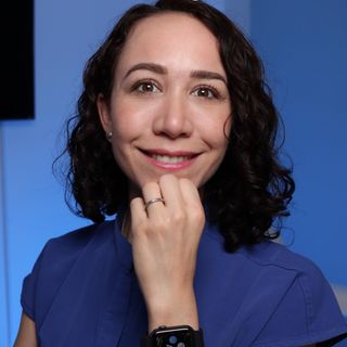 Ampliar imagen: Martha Gabriela Contreras Moreno, Dermatólogo Ciudad de México