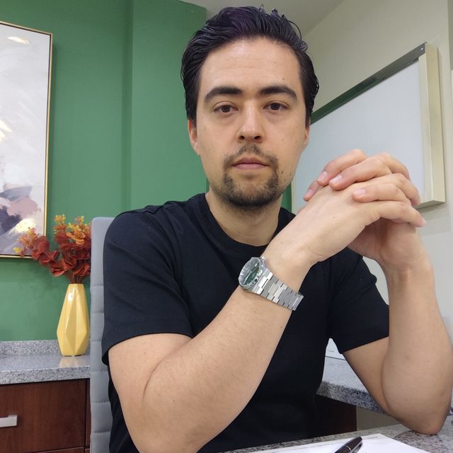 Javier Aguirre Martínez, Internista Guadalajara