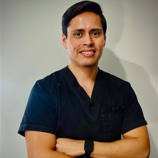 Ampliar imagen: Alexis Martínez Vallejo, Angiólogo Xalapa