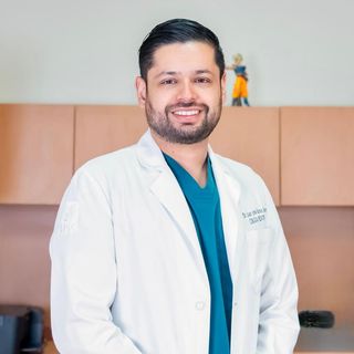 Ampliar imagen: Juan José Ramos Alvarez, Cirujano pediátrico Nuevo Leon