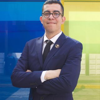 Ampliar imagen: José Alberto Castillo León, Pediatra Comalcalco