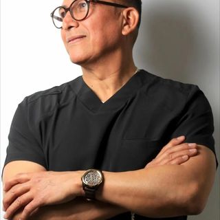 Ampliar imagen: Oscar Martinez Armendariz, Médico general Chihuahua