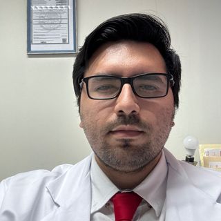 Ampliar imagen: Eduardo Niño Avalos, Médico general Querétaro