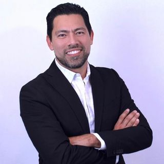 Ampliar imagen: Cristian Barajas Maldonado, Médico general Acapulco