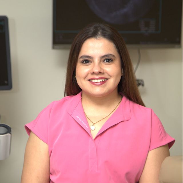 Mónica Delhí Yela Olivares