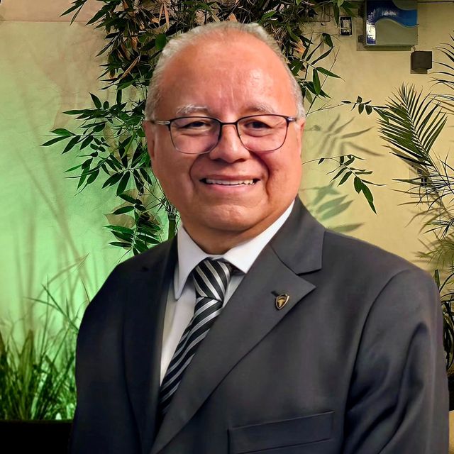 Carlos Guillermo Gómez González, Pediatra Ciudad de México