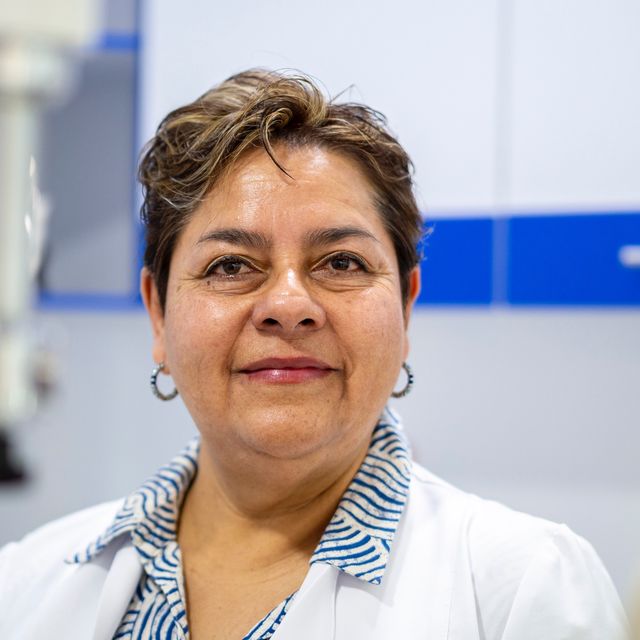 Alejandra Alcalá Delgadillo, Oftalmólogo Naucalpan de Juárez