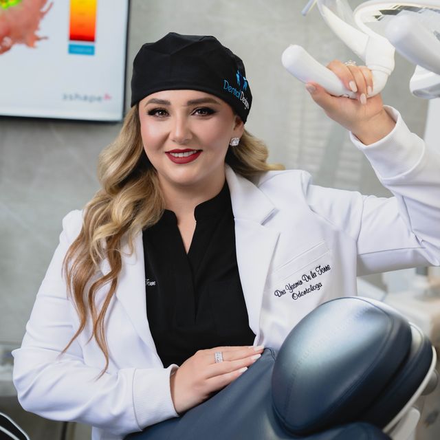 Yasmin De la Torre, Dentista - Odontólogo Torreon