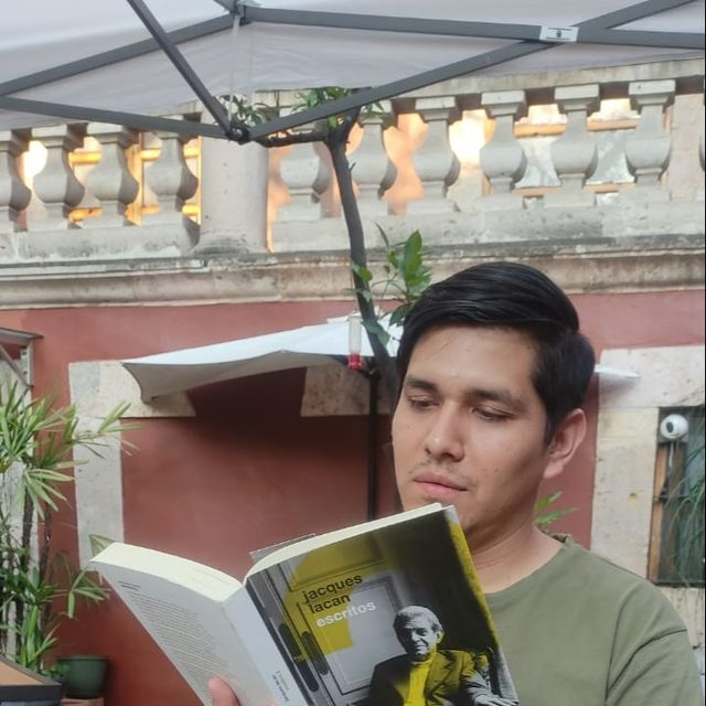 Josafat Calderon Figueroa, Psicólogo Morelia