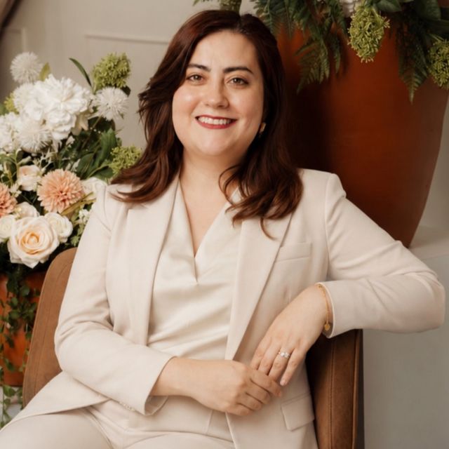 Diana Orfelina Garza Reyna, Ginecólogo Monterrey