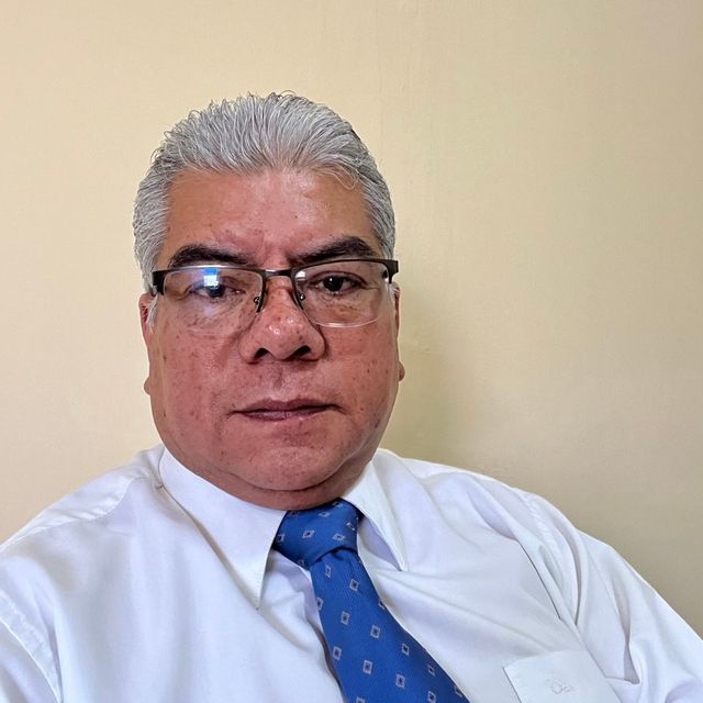 José Antonio Giles Gutiérrez, Psicólogo Corregidora