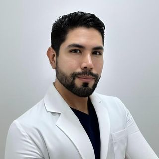 Ampliar imagen: Jesús Ramón Gómez Toral, Oncólogo médico Zapopan