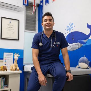 Miguel Basañez, Pediatra Salina Cruz