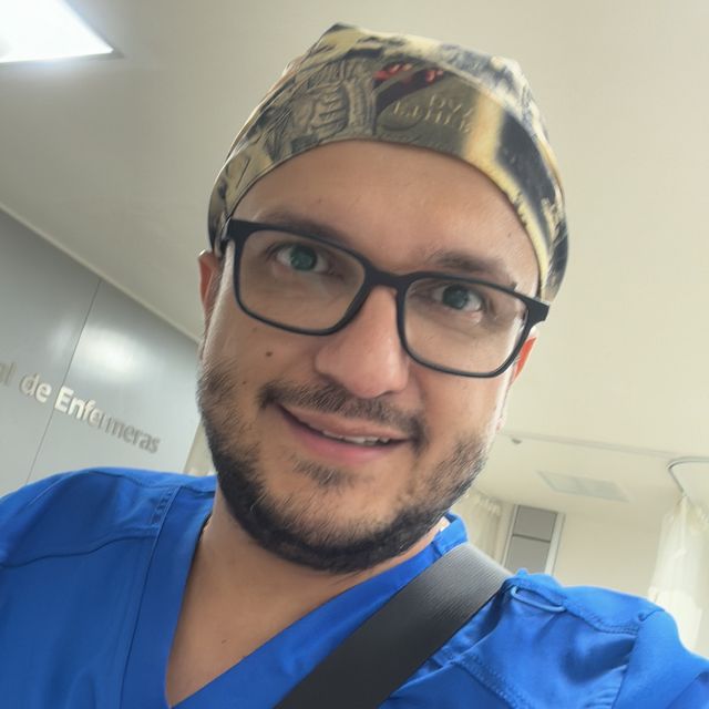 Diego Fernando Granada Slava, Anestesiólogo Corregidora