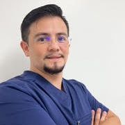 Ampliar imagen: Edgar Almaraz, Médico general Nezahualcóyotl