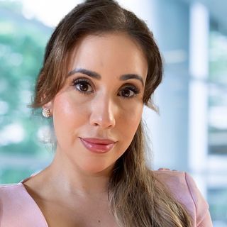 Ampliar imagen: Viridiana Berenice Bernache García, Internista Ocotlán