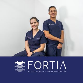 Ampliar imagen: Andrea Cecilia  Guereca Rayas, Fisioterapeuta Durango