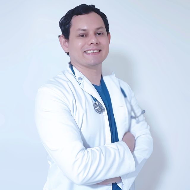 Rodolfo Kramsky Palomino, Internista Nuevo Leon