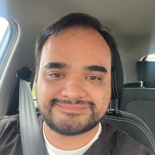 Ampliar imagen: Eduardo Oropeza Tercero, Médico general Xalapa