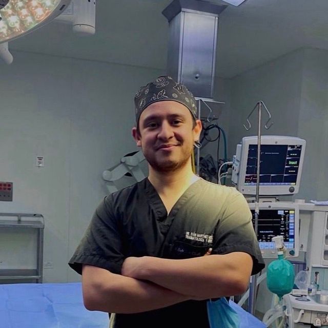 Iván Martínez González, Traumatólogo Aguascalientes