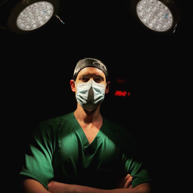 Juan Carlos Elizondo Gonzalez, Cirujano maxilofacial Guadalupe