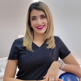 Ampliar imagen: Yaqueline García, Dentista - Odontólogo Chihuahua