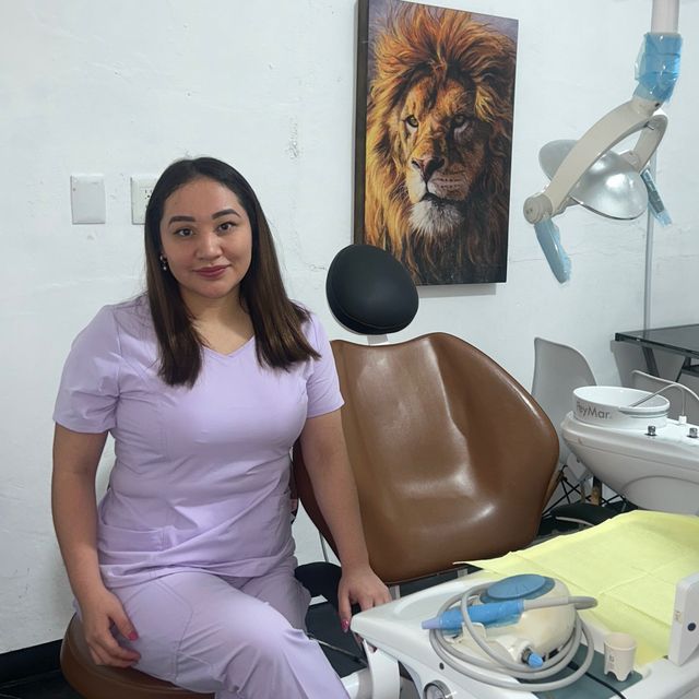 Nayeli Elizabeth Vázquez Hernández, Dentista - Odontólogo Tuxtla Gutierrez