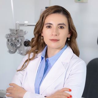 Ampliar imagen: Aleyra Paola Pérez López, Oftalmólogo Ciudad de México