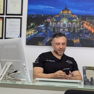 Ampliar imagen: Rodolfo  Mora Forsbach , Médico general Veracruz Centro