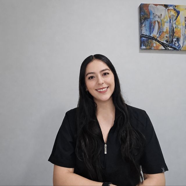 Ahtziri Cajero Reyes, Dentista - Odontólogo Guadalajara