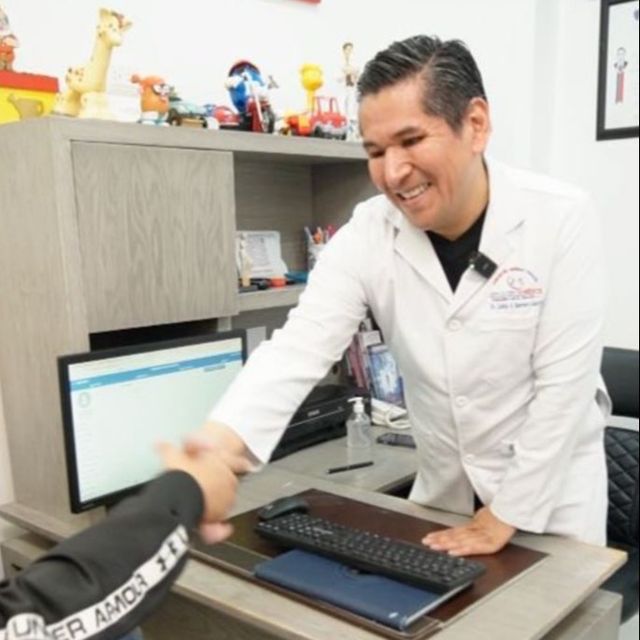 Carlos Alberto Barrera García, Pediatra Tultitlán